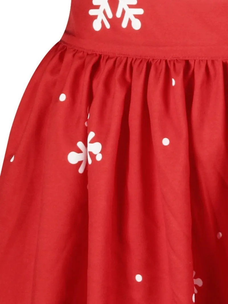 Sure! Heres an optimized title for the e-commerce product:

Festive Black and Red Plus Size Christmas Dress with Elegant Accents