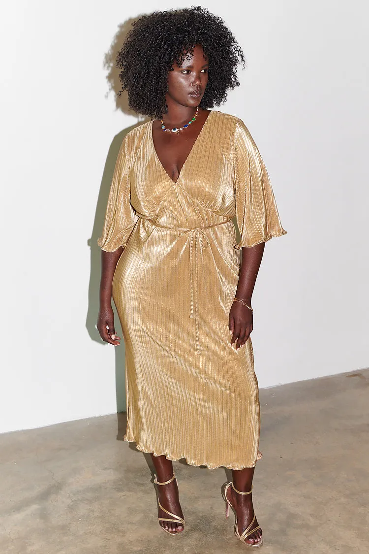 Elegant Petite Gold Plisse Dress - Stylish, Flattering Fit for Special Occasions