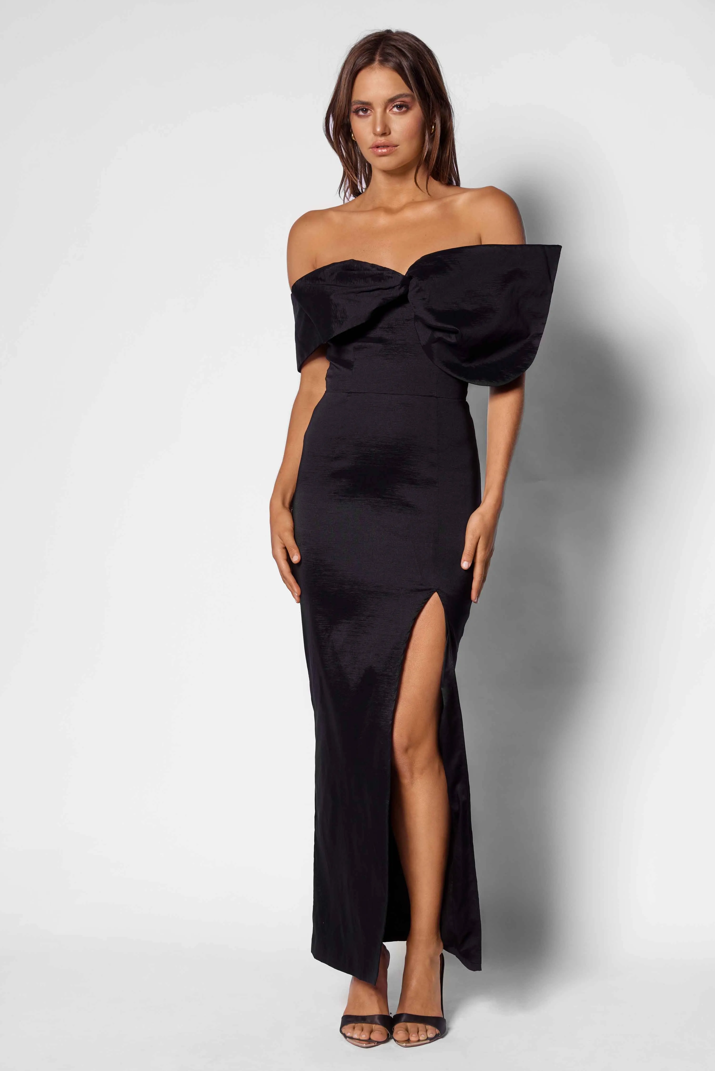 Elegant Quinn Black Dress - Chic and Stylish Women’s Evening Wear